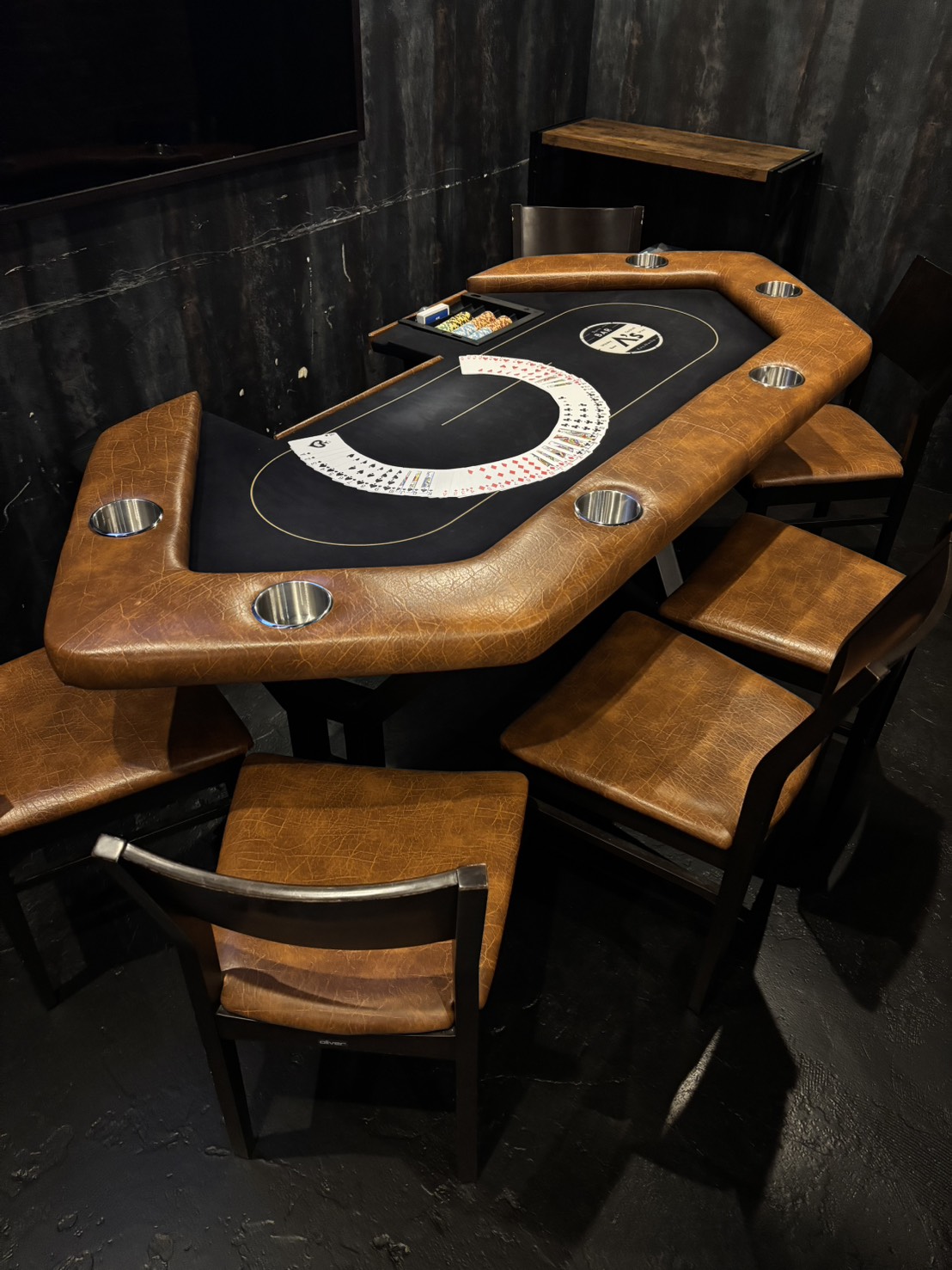 日本橋茅場町店 ポーカーテーブル 全体像